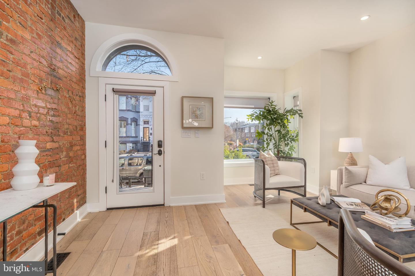 1402 5TH ST NW, WASHINGTON, District Of Columbia 20001, 4 Bedrooms Bedrooms, ,3 BathroomsBathrooms,Residential,For sale,1402 5TH ST NW,DCDC2249026 MLS # DCDC2249026