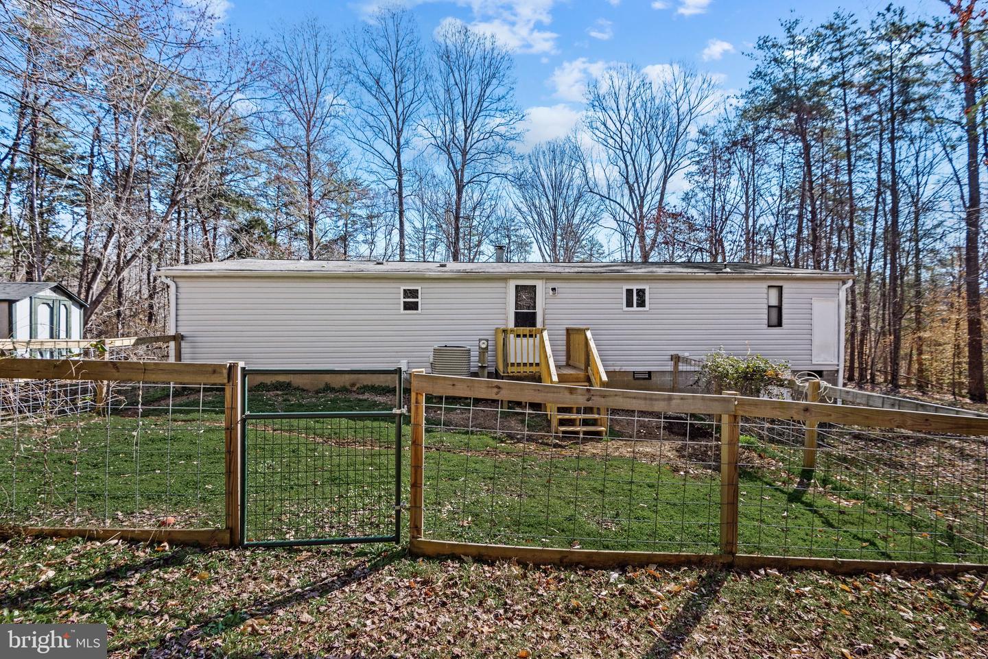 197 HOLLY GROVE CT, BUMPASS, Virginia 23024, 3 Bedrooms Bedrooms, ,2 BathroomsBathrooms,Residential,For sale,197 HOLLY GROVE CT,VALA2009402 MLS # VALA2009402