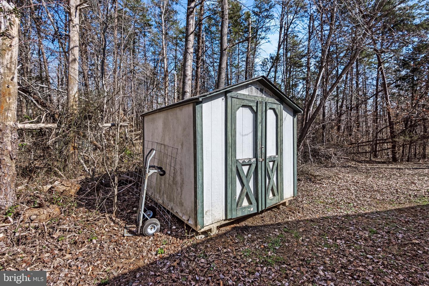 197 HOLLY GROVE CT, BUMPASS, Virginia 23024, 3 Bedrooms Bedrooms, ,2 BathroomsBathrooms,Residential,For sale,197 HOLLY GROVE CT,VALA2009402 MLS # VALA2009402