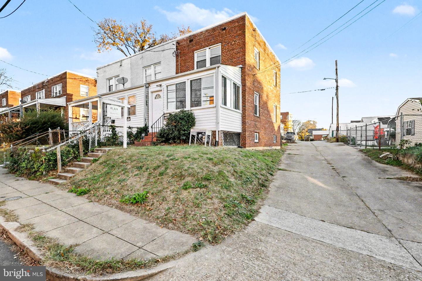 3334 10TH PL SE, WASHINGTON, District Of Columbia 20032, 2 Bedrooms Bedrooms, ,2 BathroomsBathrooms,Residential,For sale,3334 10TH PL SE,DCDC2249046 MLS # DCDC2249046