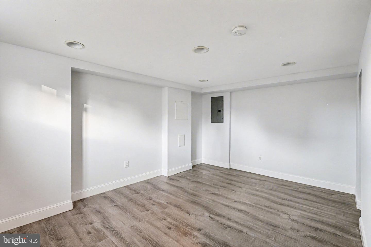 3334 10TH PL SE, WASHINGTON, District Of Columbia 20032, 2 Bedrooms Bedrooms, ,2 BathroomsBathrooms,Residential,For sale,3334 10TH PL SE,DCDC2249046 MLS # DCDC2249046