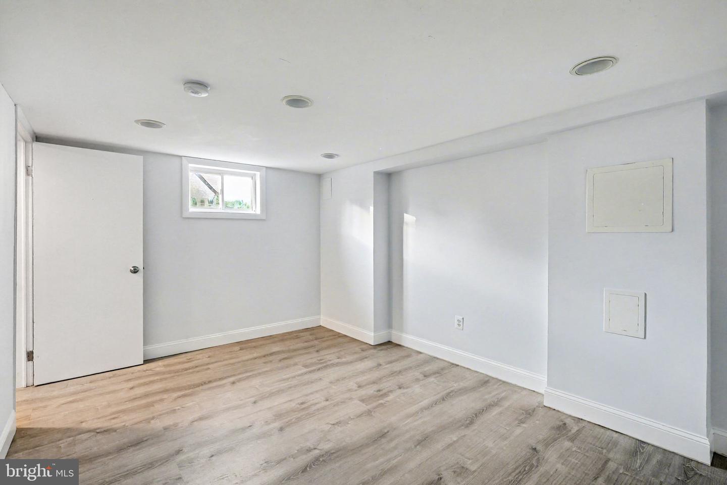 3334 10TH PL SE, WASHINGTON, District Of Columbia 20032, 2 Bedrooms Bedrooms, ,2 BathroomsBathrooms,Residential,For sale,3334 10TH PL SE,DCDC2249046 MLS # DCDC2249046