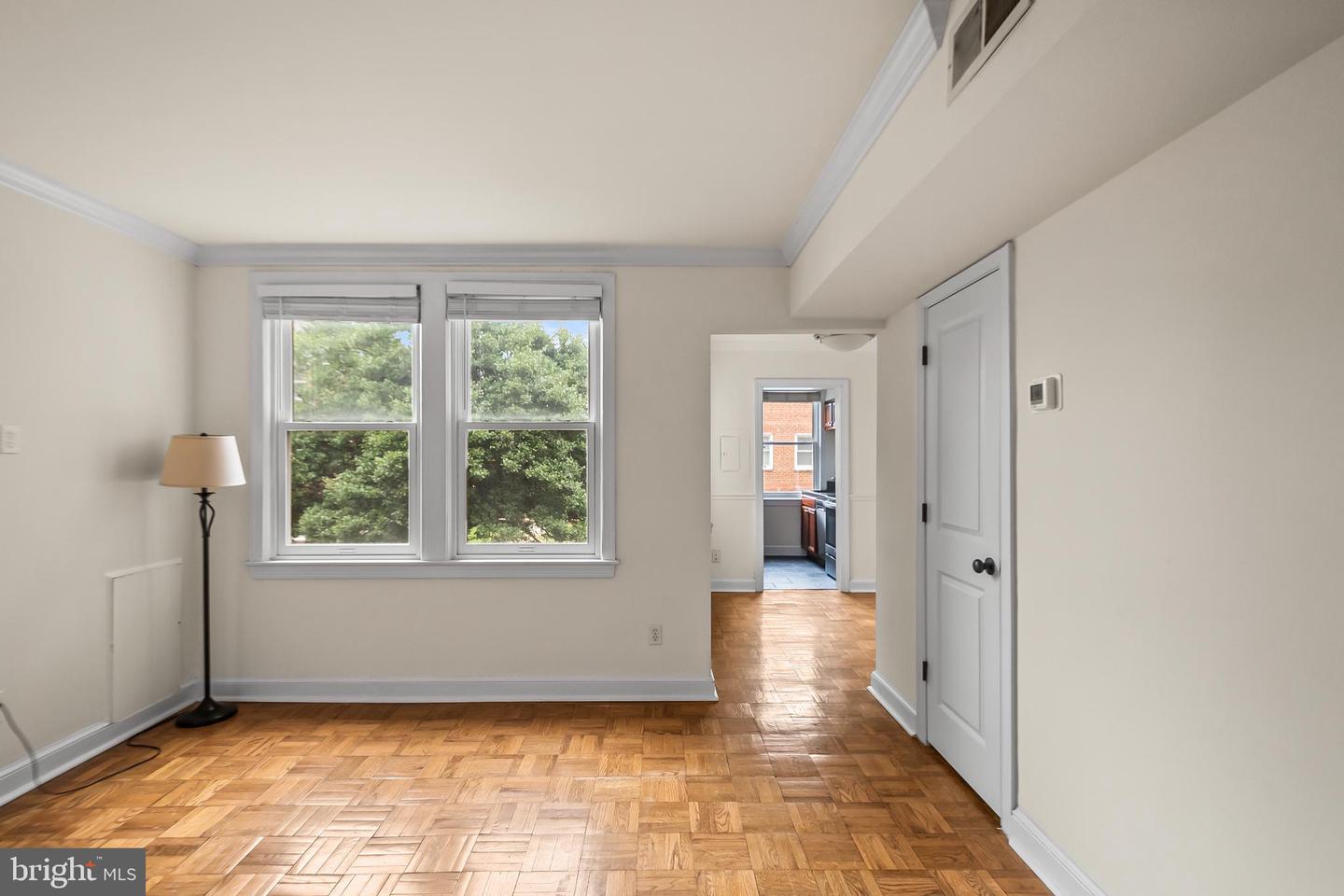 719 S SAINT ASAPH ST #201, ALEXANDRIA, Virginia 22314, 1 Bedroom Bedrooms, 2 Rooms Rooms,1 BathroomBathrooms,Residential,For sale,719 S SAINT ASAPH ST #201,VAAX2054810 MLS # VAAX2054810