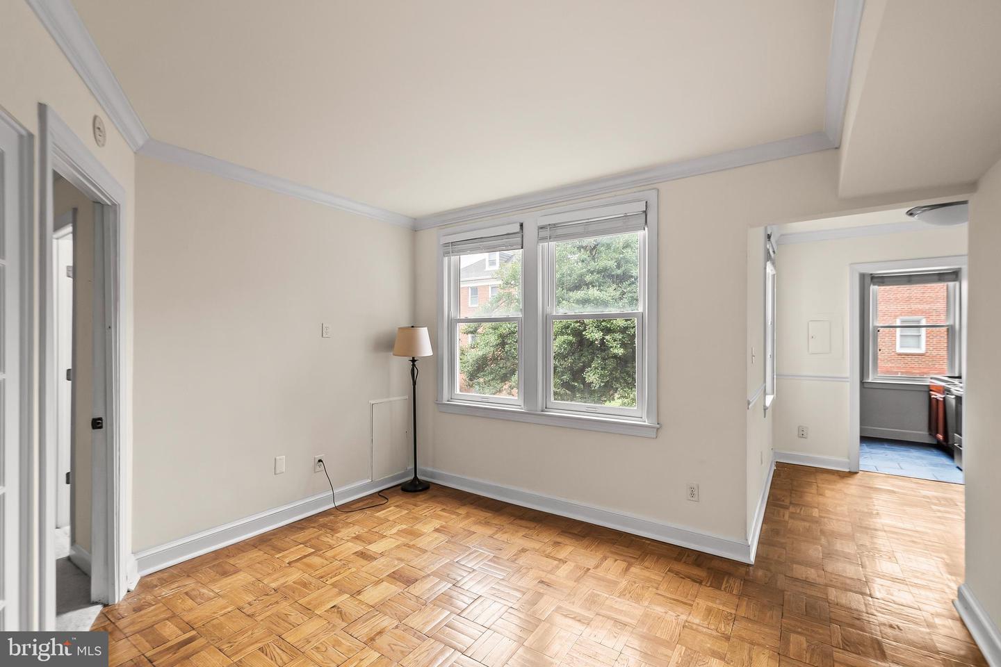 719 S SAINT ASAPH ST #201, ALEXANDRIA, Virginia 22314, 1 Bedroom Bedrooms, 2 Rooms Rooms,1 BathroomBathrooms,Residential,For sale,719 S SAINT ASAPH ST #201,VAAX2054810 MLS # VAAX2054810