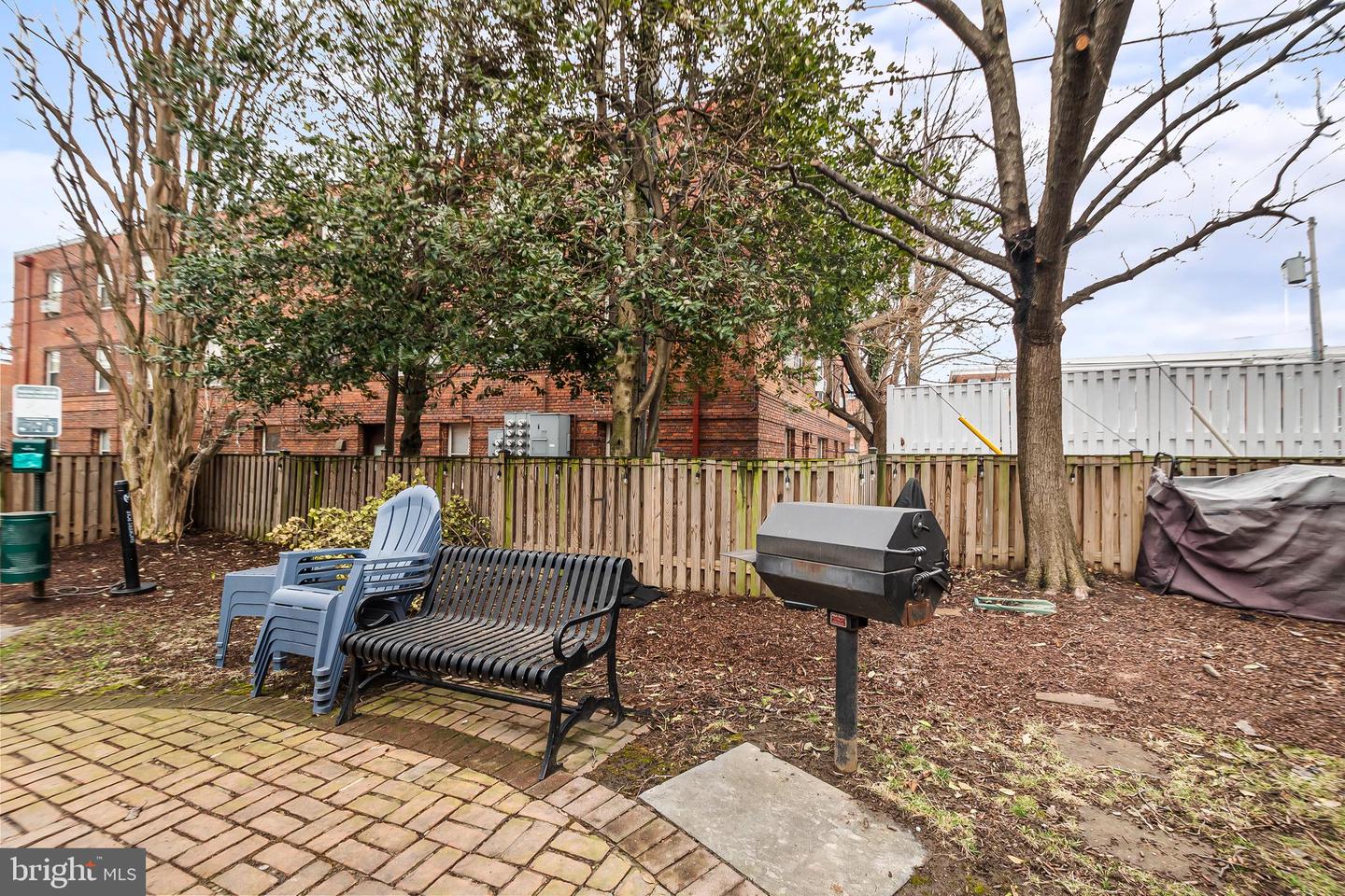 719 S SAINT ASAPH ST #201, ALEXANDRIA, Virginia 22314, 1 Bedroom Bedrooms, 2 Rooms Rooms,1 BathroomBathrooms,Residential,For sale,719 S SAINT ASAPH ST #201,VAAX2054810 MLS # VAAX2054810