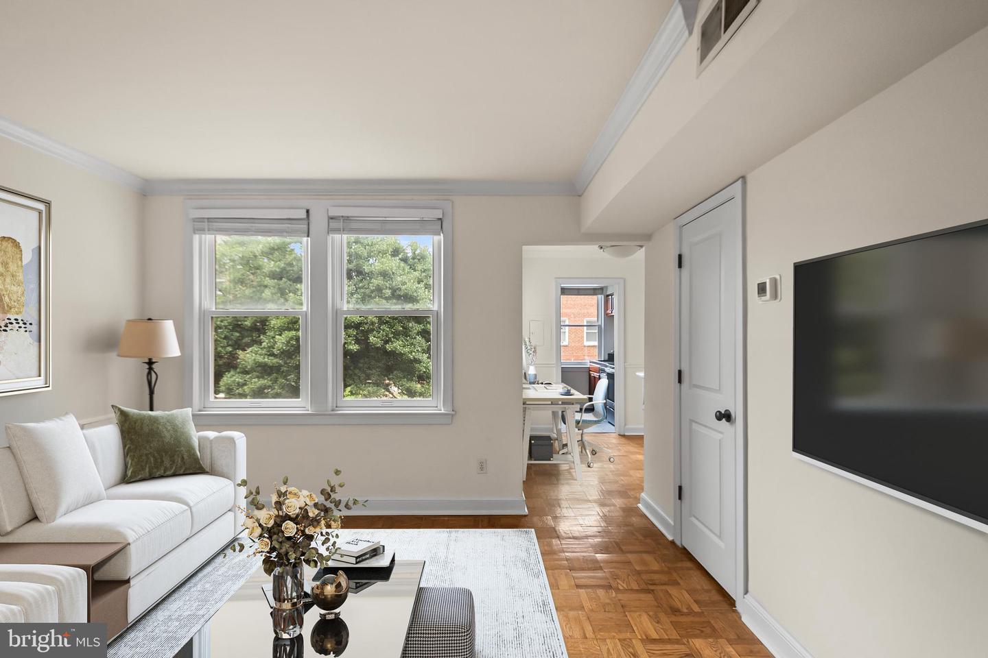 719 S SAINT ASAPH ST #201, ALEXANDRIA, Virginia 22314, 1 Bedroom Bedrooms, 2 Rooms Rooms,1 BathroomBathrooms,Residential,For sale,719 S SAINT ASAPH ST #201,VAAX2054810 MLS # VAAX2054810