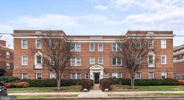 719 S SAINT ASAPH ST #201, ALEXANDRIA, Virginia 22314, 1 Bedroom Bedrooms, 2 Rooms Rooms,1 BathroomBathrooms,Residential,For sale,719 S SAINT ASAPH ST #201,VAAX2054810 MLS # VAAX2054810