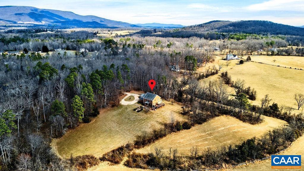 777 EMMAEUS RD, AFTON, Virginia 22920, 5 Bedrooms Bedrooms, ,3 BathroomsBathrooms,Residential,For sale,777 EMMAEUS RD,673983 MLS # 673983