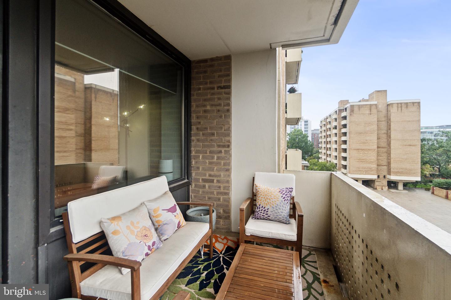 429 N SW #S401, WASHINGTON, District Of Columbia 20024, 1 Bedroom Bedrooms, ,1 BathroomBathrooms,Residential,For sale,429 N SW #S401,DCDC2249086 MLS # DCDC2249086