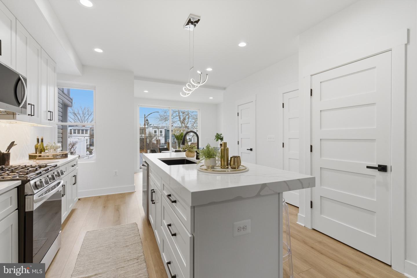 810 MADISON ST NW, WASHINGTON, District Of Columbia 20011, 4 Bedrooms Bedrooms, ,3 BathroomsBathrooms,Residential,For sale,810 MADISON ST NW,DCDC2249090 MLS # DCDC2249090