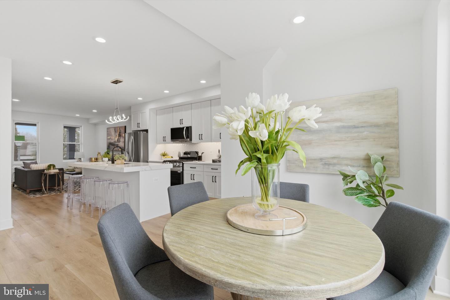 810 MADISON ST NW, WASHINGTON, District Of Columbia 20011, 4 Bedrooms Bedrooms, ,3 BathroomsBathrooms,Residential,For sale,810 MADISON ST NW,DCDC2249090 MLS # DCDC2249090