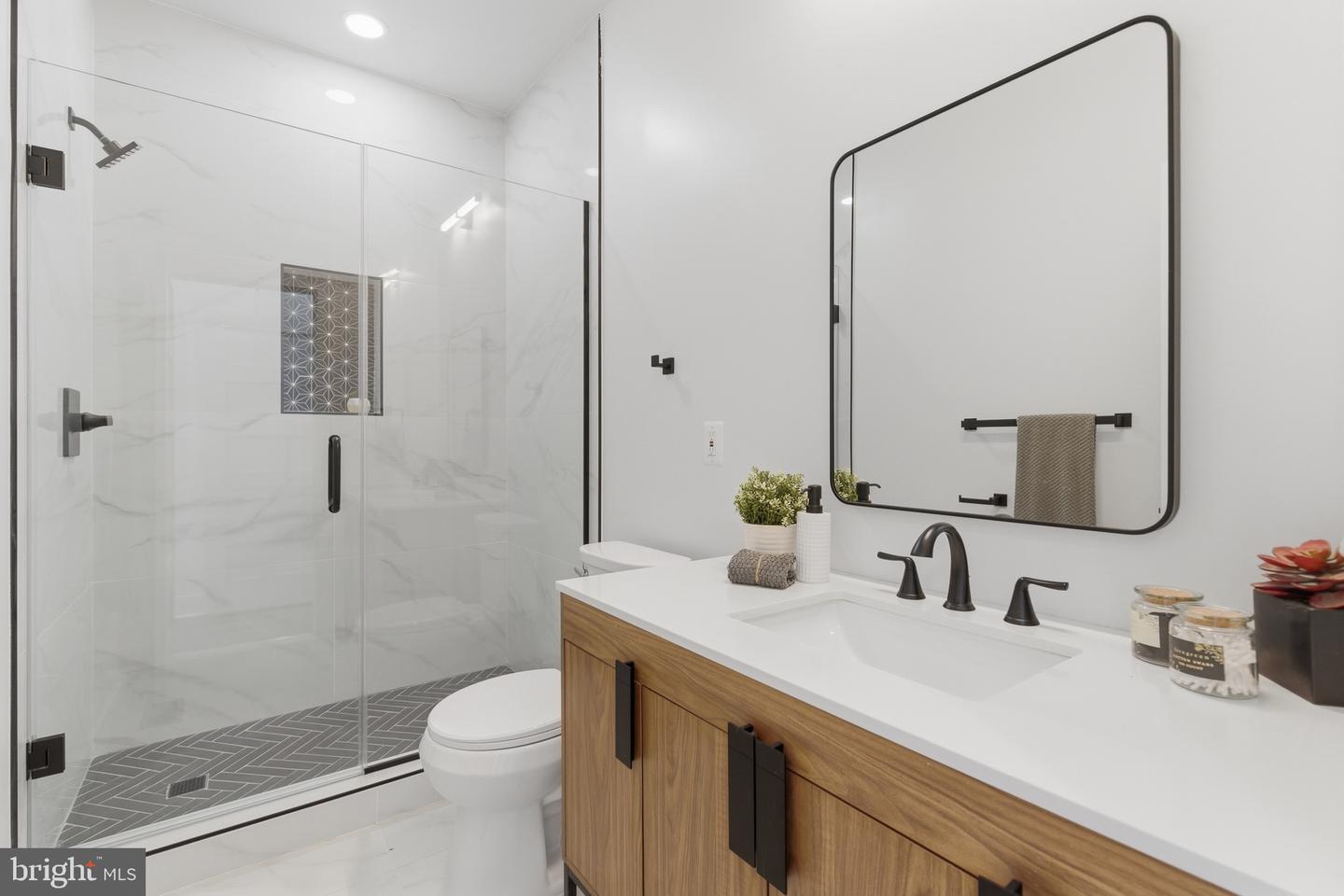 810 MADISON ST NW, WASHINGTON, District Of Columbia 20011, 4 Bedrooms Bedrooms, ,3 BathroomsBathrooms,Residential,For sale,810 MADISON ST NW,DCDC2249090 MLS # DCDC2249090