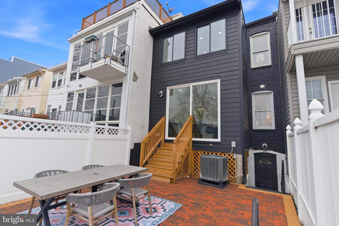 810 MADISON ST NW, WASHINGTON, District Of Columbia 20011, 4 Bedrooms Bedrooms, ,3 BathroomsBathrooms,Residential,For sale,810 MADISON ST NW,DCDC2249090 MLS # DCDC2249090