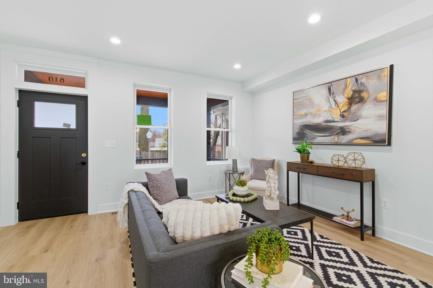 810 MADISON ST NW, WASHINGTON, District Of Columbia 20011, 4 Bedrooms Bedrooms, ,3 BathroomsBathrooms,Residential,For sale,810 MADISON ST NW,DCDC2249090 MLS # DCDC2249090