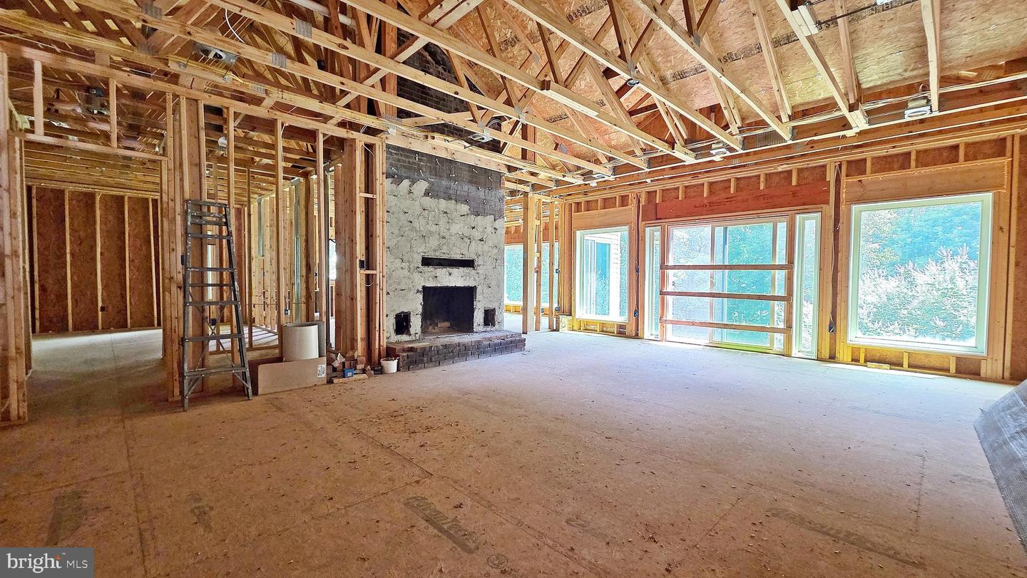 7296 BURKE LN, WARRENTON, Virginia 20186, 5 Bedrooms Bedrooms, ,5 BathroomsBathrooms,Residential,For sale,7296 BURKE LN,VAFQ2017516 MLS # VAFQ2017516