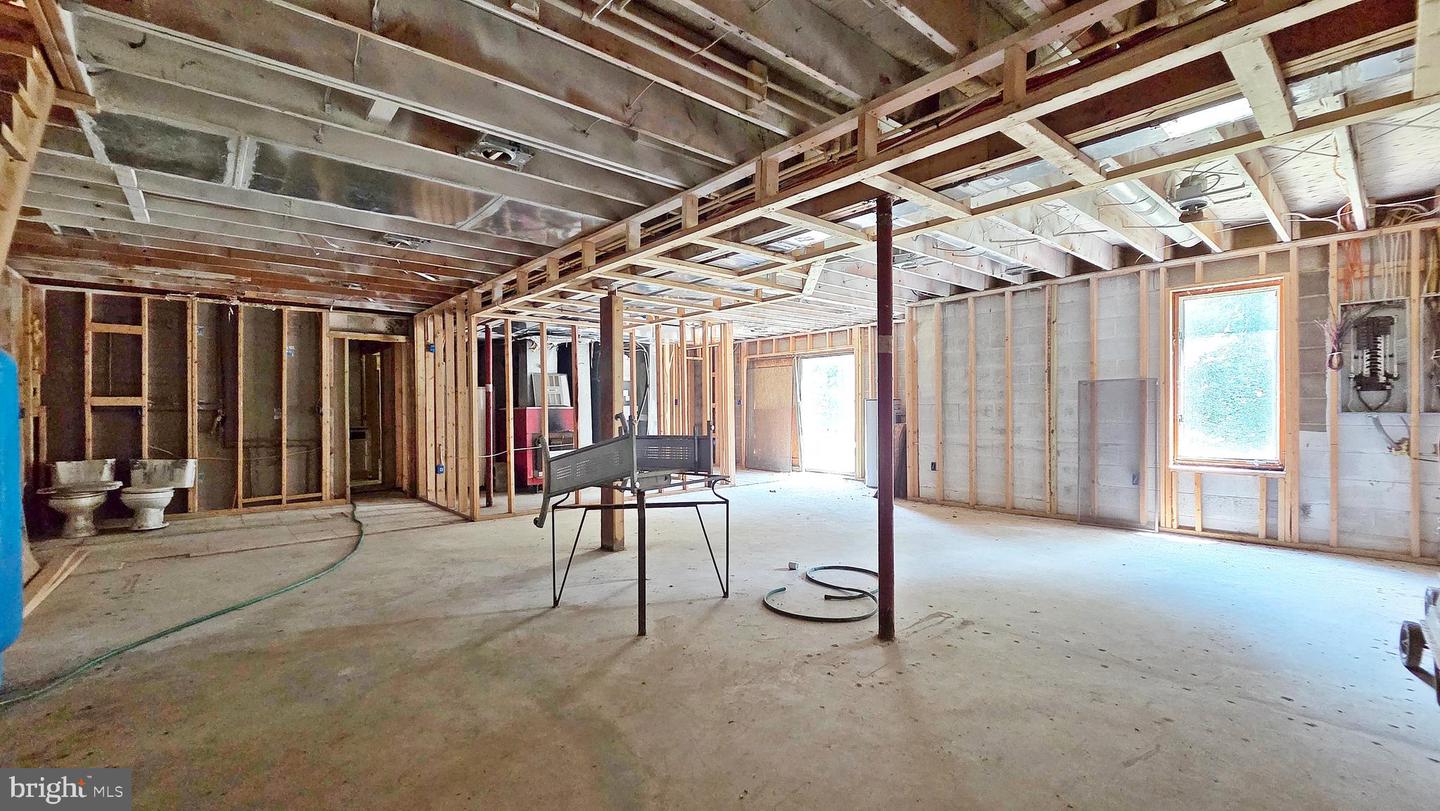 7296 BURKE LN, WARRENTON, Virginia 20186, 5 Bedrooms Bedrooms, ,5 BathroomsBathrooms,Residential,For sale,7296 BURKE LN,VAFQ2017516 MLS # VAFQ2017516