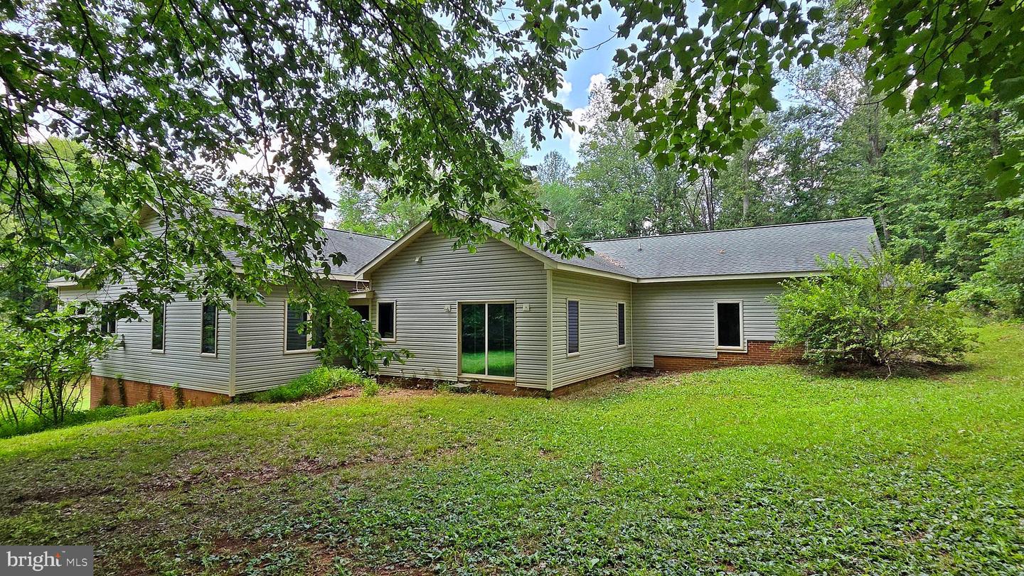 7296 BURKE LN, WARRENTON, Virginia 20186, 5 Bedrooms Bedrooms, ,5 BathroomsBathrooms,Residential,For sale,7296 BURKE LN,VAFQ2017516 MLS # VAFQ2017516