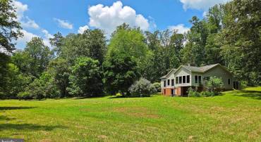 7296 BURKE LN, WARRENTON, Virginia 20186, 5 Bedrooms Bedrooms, ,5 BathroomsBathrooms,Residential,For sale,7296 BURKE LN,VAFQ2017516 MLS # VAFQ2017516