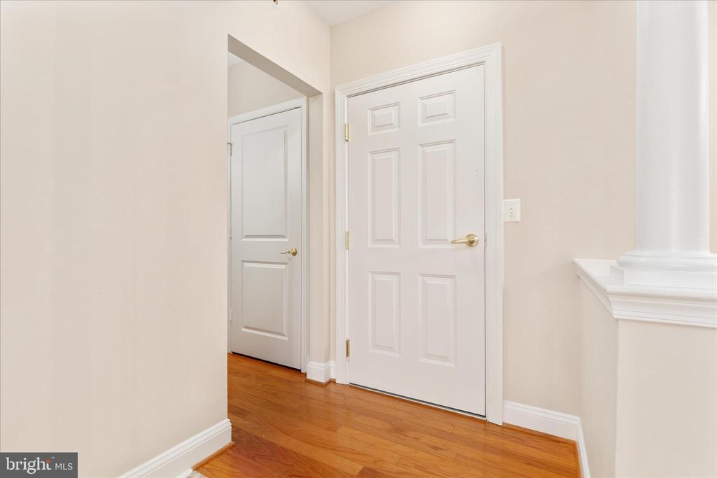 6696 CLUB HOUSE LN, WARRENTON, Virginia, 2 Bedrooms Bedrooms, ,2 BathroomsBathrooms,Residential,SUFFIELD MEADOWS CONDOMINIUM,6696 CLUB HOUSE LN,VAFQ2020356 MLS # VAFQ2020356