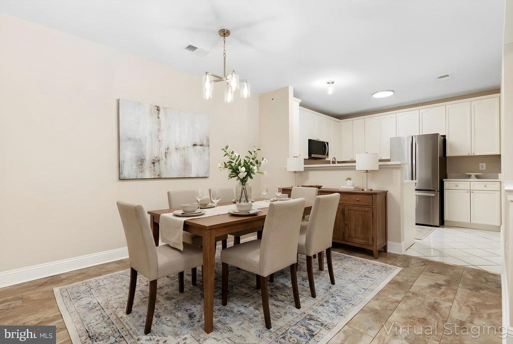 6696 CLUB HOUSE LN, WARRENTON, Virginia, 2 Bedrooms Bedrooms, ,2 BathroomsBathrooms,Residential,SUFFIELD MEADOWS CONDOMINIUM,6696 CLUB HOUSE LN,VAFQ2020356 MLS # VAFQ2020356