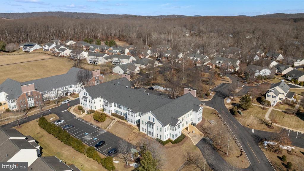 6696 CLUB HOUSE LN, WARRENTON, Virginia, 2 Bedrooms Bedrooms, ,2 BathroomsBathrooms,Residential,SUFFIELD MEADOWS CONDOMINIUM,6696 CLUB HOUSE LN,VAFQ2020356 MLS # VAFQ2020356