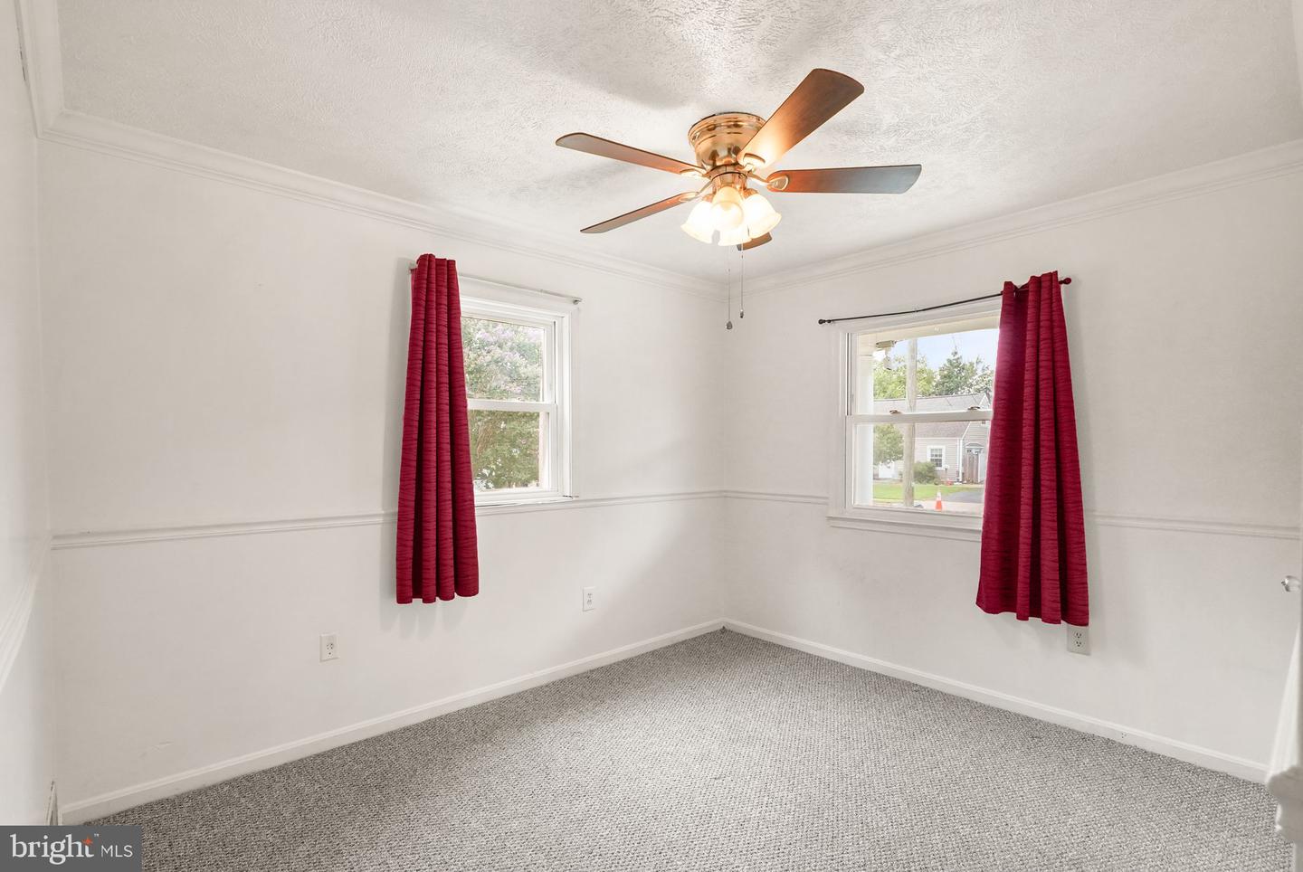 7726 AMHERST DR, MANASSAS, Virginia 20111, 6 Bedrooms Bedrooms, ,3 BathroomsBathrooms,Residential,For sale,7726 AMHERST DR,VAPW2102014 MLS # VAPW2102014