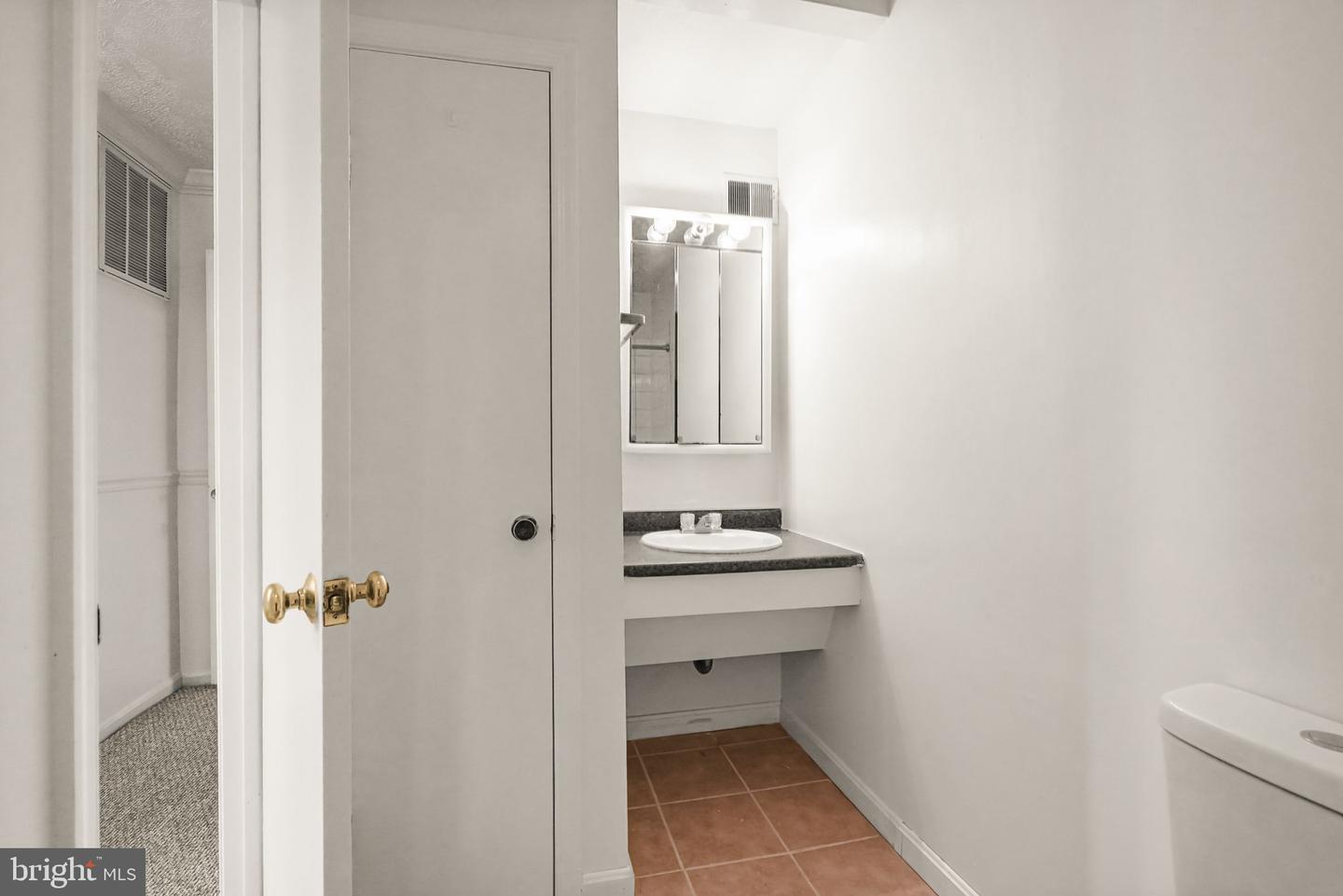 7726 AMHERST DR, MANASSAS, Virginia 20111, 6 Bedrooms Bedrooms, ,3 BathroomsBathrooms,Residential,For sale,7726 AMHERST DR,VAPW2102014 MLS # VAPW2102014