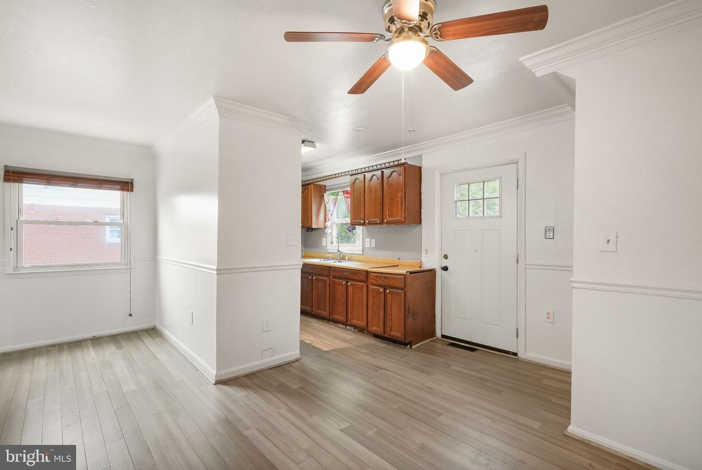 7726 AMHERST DR, MANASSAS, Virginia 20111, 6 Bedrooms Bedrooms, ,3 BathroomsBathrooms,Residential,For sale,7726 AMHERST DR,VAPW2102014 MLS # VAPW2102014