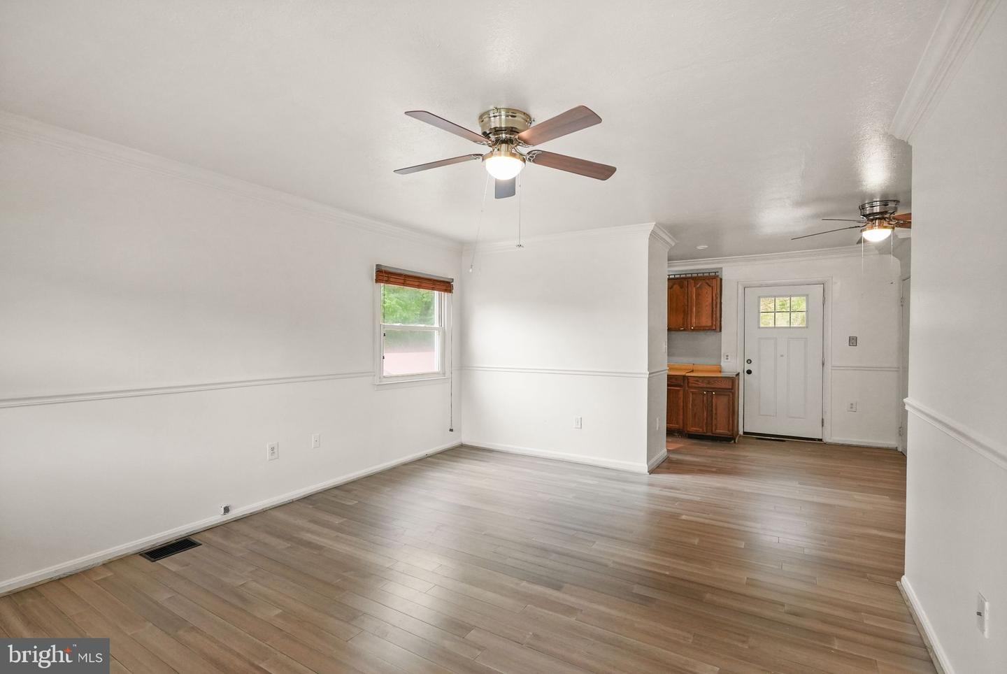 7726 AMHERST DR, MANASSAS, Virginia 20111, 6 Bedrooms Bedrooms, ,3 BathroomsBathrooms,Residential,For sale,7726 AMHERST DR,VAPW2102014 MLS # VAPW2102014