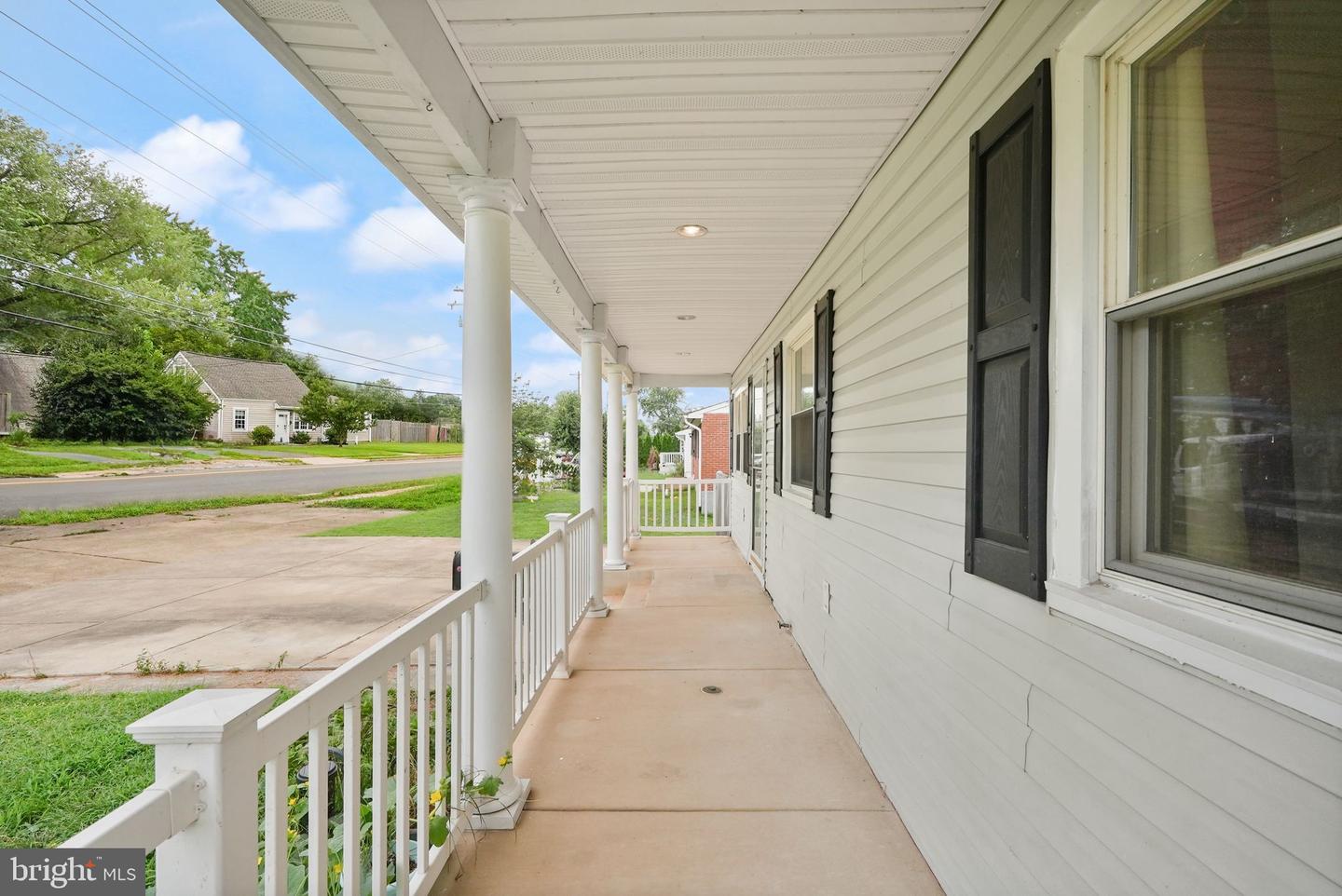 7726 AMHERST DR, MANASSAS, Virginia 20111, 6 Bedrooms Bedrooms, ,3 BathroomsBathrooms,Residential,For sale,7726 AMHERST DR,VAPW2102014 MLS # VAPW2102014