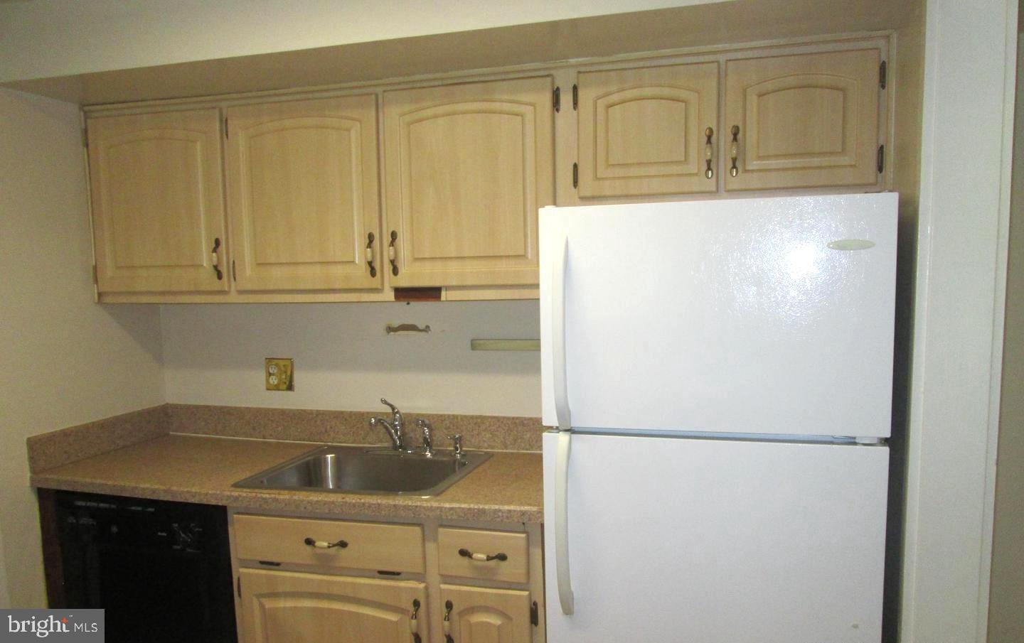 8742 WALUTES CIR, ALEXANDRIA, Virginia 22309, 2 Bedrooms Bedrooms, ,1 BathroomBathrooms,Residential,For sale,8742 WALUTES CIR,VAFX2272426 MLS # VAFX2272426