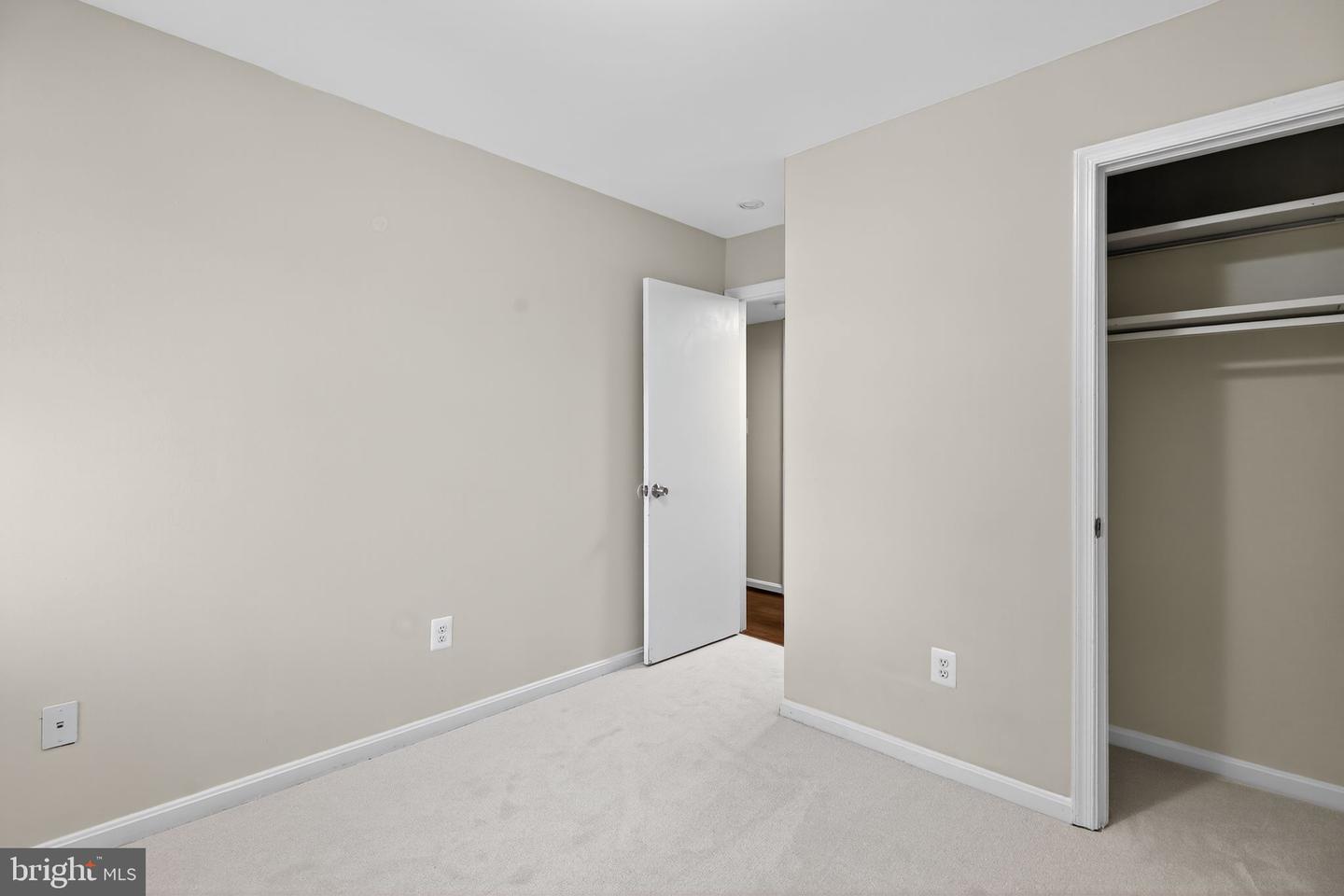 1043 MARGATE CT #1043A, STERLING, Virginia 20164, 3 Bedrooms Bedrooms, ,2 BathroomsBathrooms,Residential,For sale,1043 MARGATE CT #1043A,VALO2110568 MLS # VALO2110568