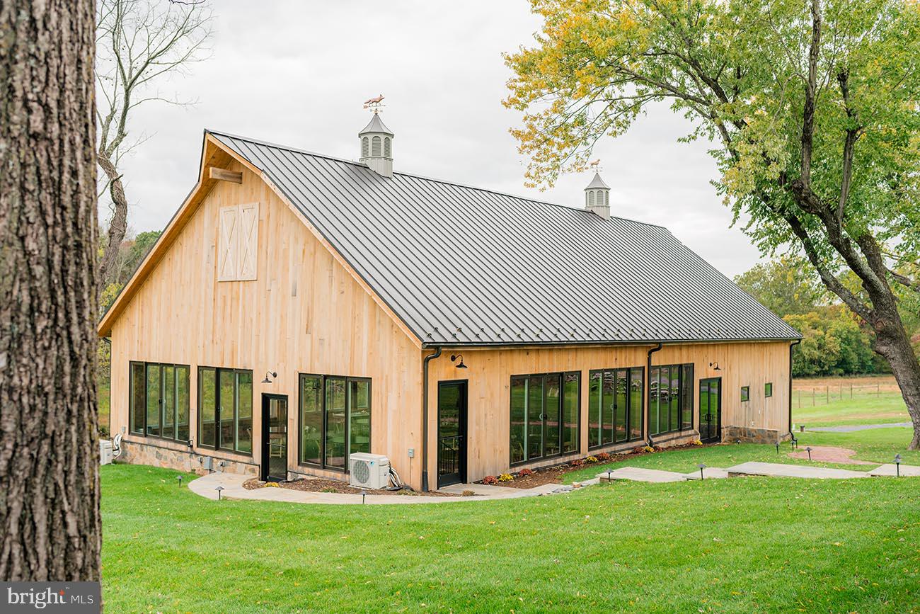 41122 CLEARFIELD MEADOW DR, ALDIE, Virginia 20105, 7 Bedrooms Bedrooms, ,8 BathroomsBathrooms,Residential,For sale,41122 CLEARFIELD MEADOW DR,VALO2111738 MLS # VALO2111738