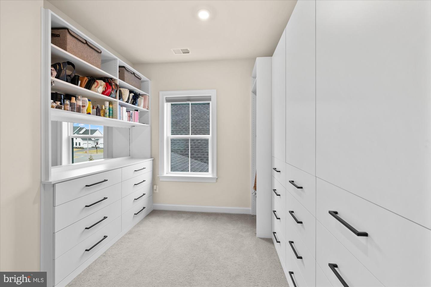 41122 CLEARFIELD MEADOW DR, ALDIE, Virginia 20105, 7 Bedrooms Bedrooms, ,8 BathroomsBathrooms,Residential,For sale,41122 CLEARFIELD MEADOW DR,VALO2111738 MLS # VALO2111738