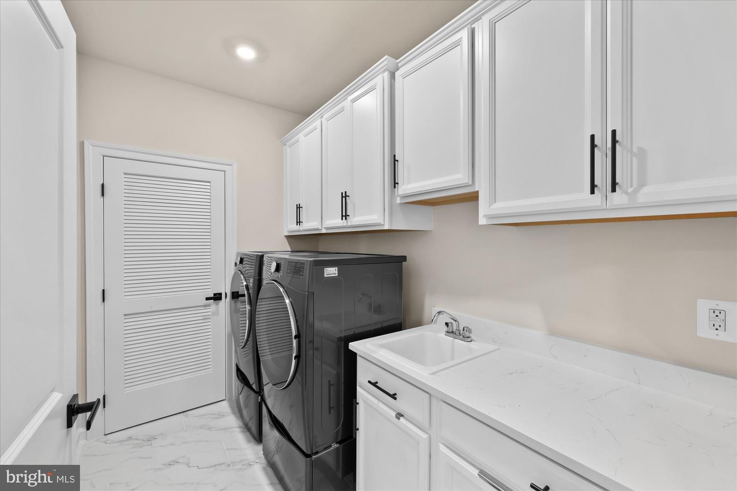 41122 CLEARFIELD MEADOW DR, ALDIE, Virginia 20105, 7 Bedrooms Bedrooms, ,8 BathroomsBathrooms,Residential,For sale,41122 CLEARFIELD MEADOW DR,VALO2111738 MLS # VALO2111738