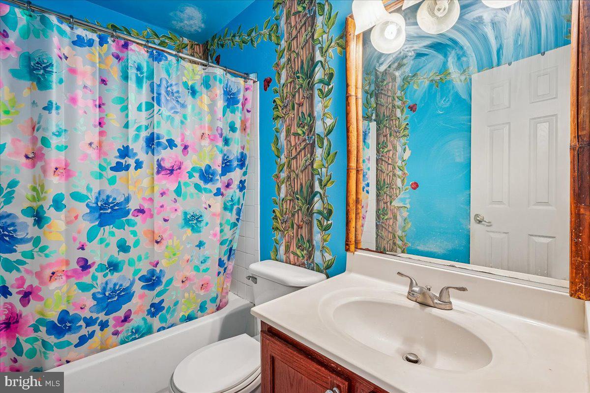 15216 BRAZIL CIR, WOODBRIDGE, Virginia 22193, 4 Bedrooms Bedrooms, ,3 BathroomsBathrooms,Residential,For sale,15216 BRAZIL CIR,VAPW2108820 MLS # VAPW2108820