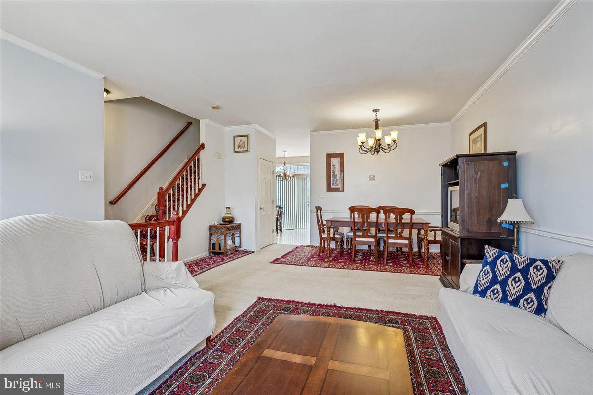 15216 BRAZIL CIR, WOODBRIDGE, Virginia 22193, 4 Bedrooms Bedrooms, ,3 BathroomsBathrooms,Residential,For sale,15216 BRAZIL CIR,VAPW2108820 MLS # VAPW2108820