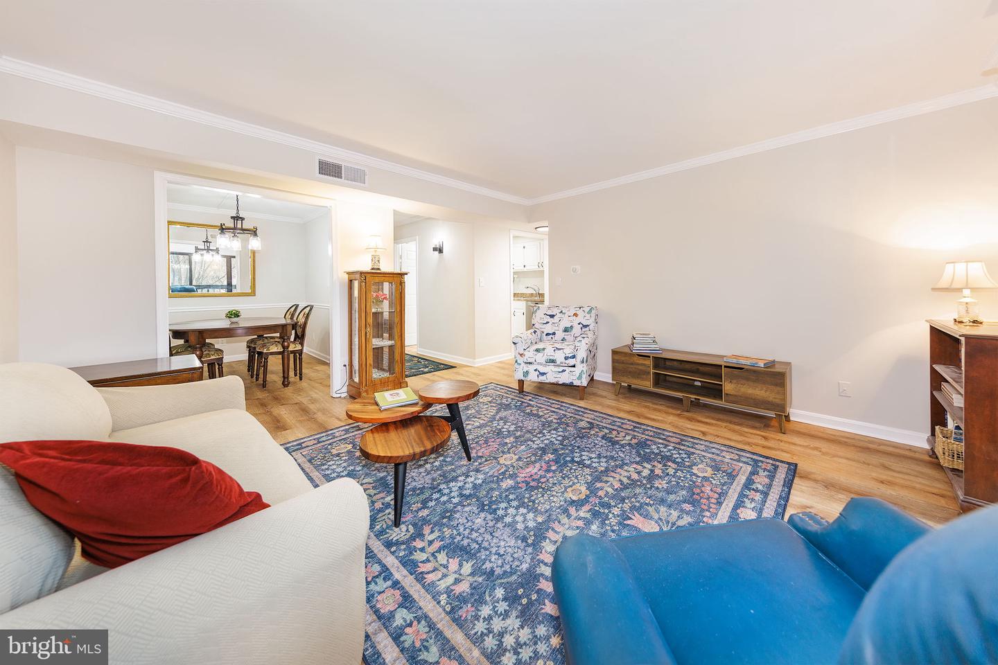 801 N HOWARD ST #303, ALEXANDRIA, Virginia 22304, 2 Bedrooms Bedrooms, ,2 BathroomsBathrooms,Residential,For sale,801 N HOWARD ST #303,VAAX2052368 MLS # VAAX2052368