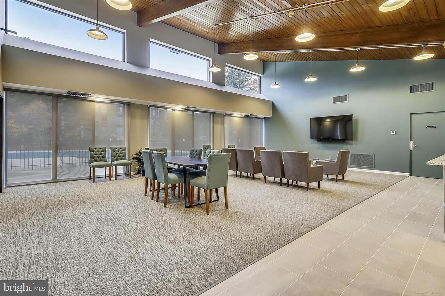 801 N HOWARD ST #303, ALEXANDRIA, Virginia 22304, 2 Bedrooms Bedrooms, ,2 BathroomsBathrooms,Residential,For sale,801 N HOWARD ST #303,VAAX2052368 MLS # VAAX2052368