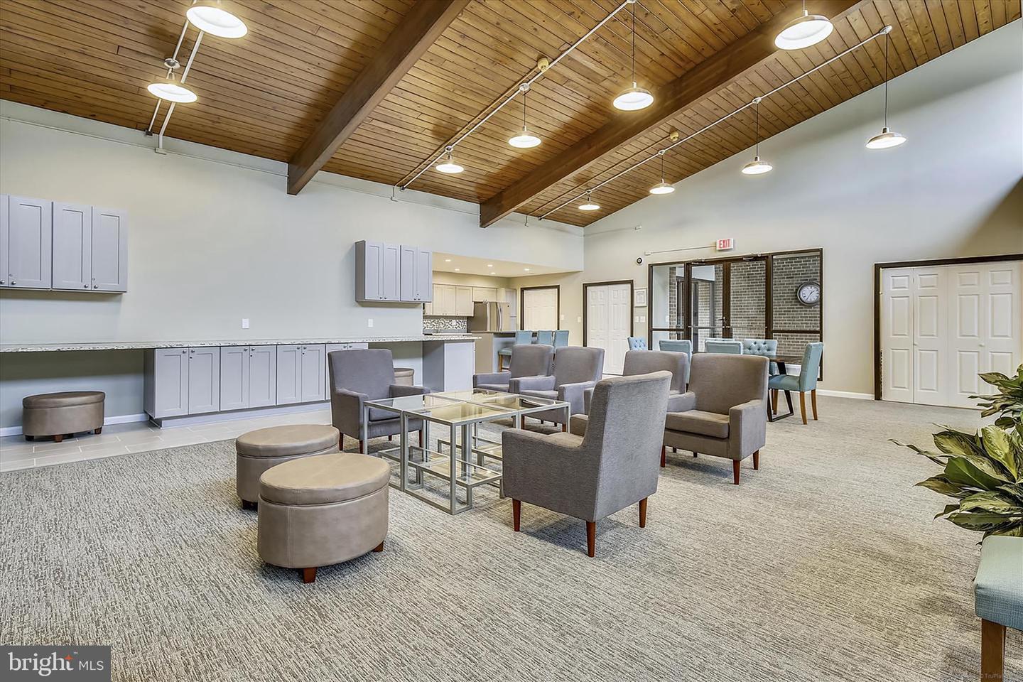 801 N HOWARD ST #303, ALEXANDRIA, Virginia 22304, 2 Bedrooms Bedrooms, ,2 BathroomsBathrooms,Residential,For sale,801 N HOWARD ST #303,VAAX2052368 MLS # VAAX2052368