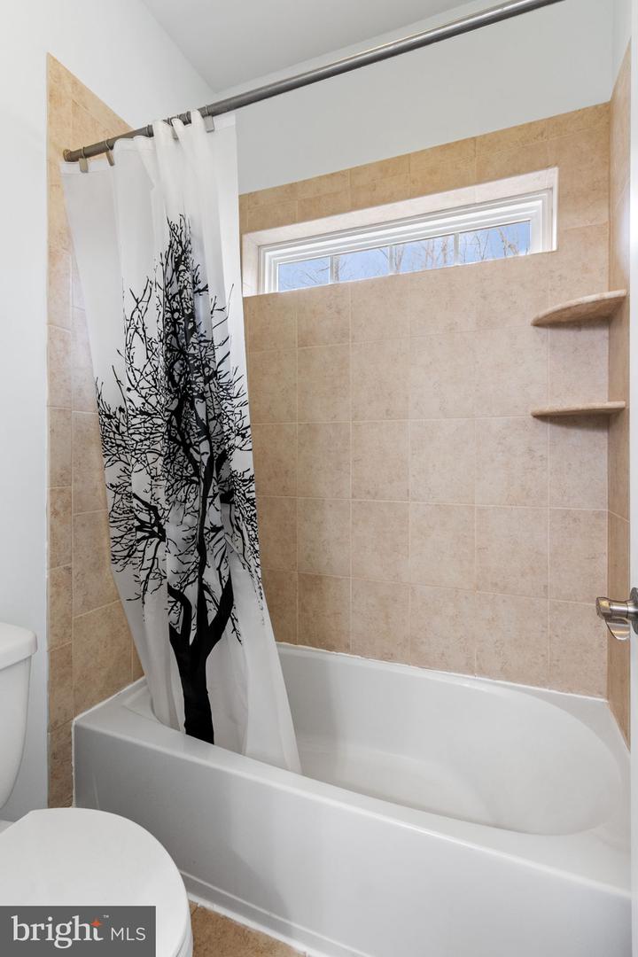 8319 CANTEEN CIR, FREDERICKSBURG, Virginia 22407, 5 Bedrooms Bedrooms, ,4 BathroomsBathrooms,Residential,For sale,8319 CANTEEN CIR,VASP2038232 MLS # VASP2038232