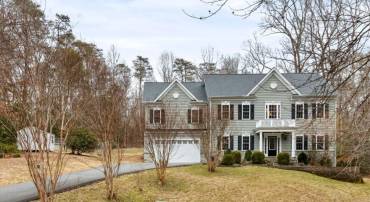 8319 CANTEEN CIR, FREDERICKSBURG, Virginia 22407, 5 Bedrooms Bedrooms, ,4 BathroomsBathrooms,Residential,For sale,8319 CANTEEN CIR,VASP2038232 MLS # VASP2038232