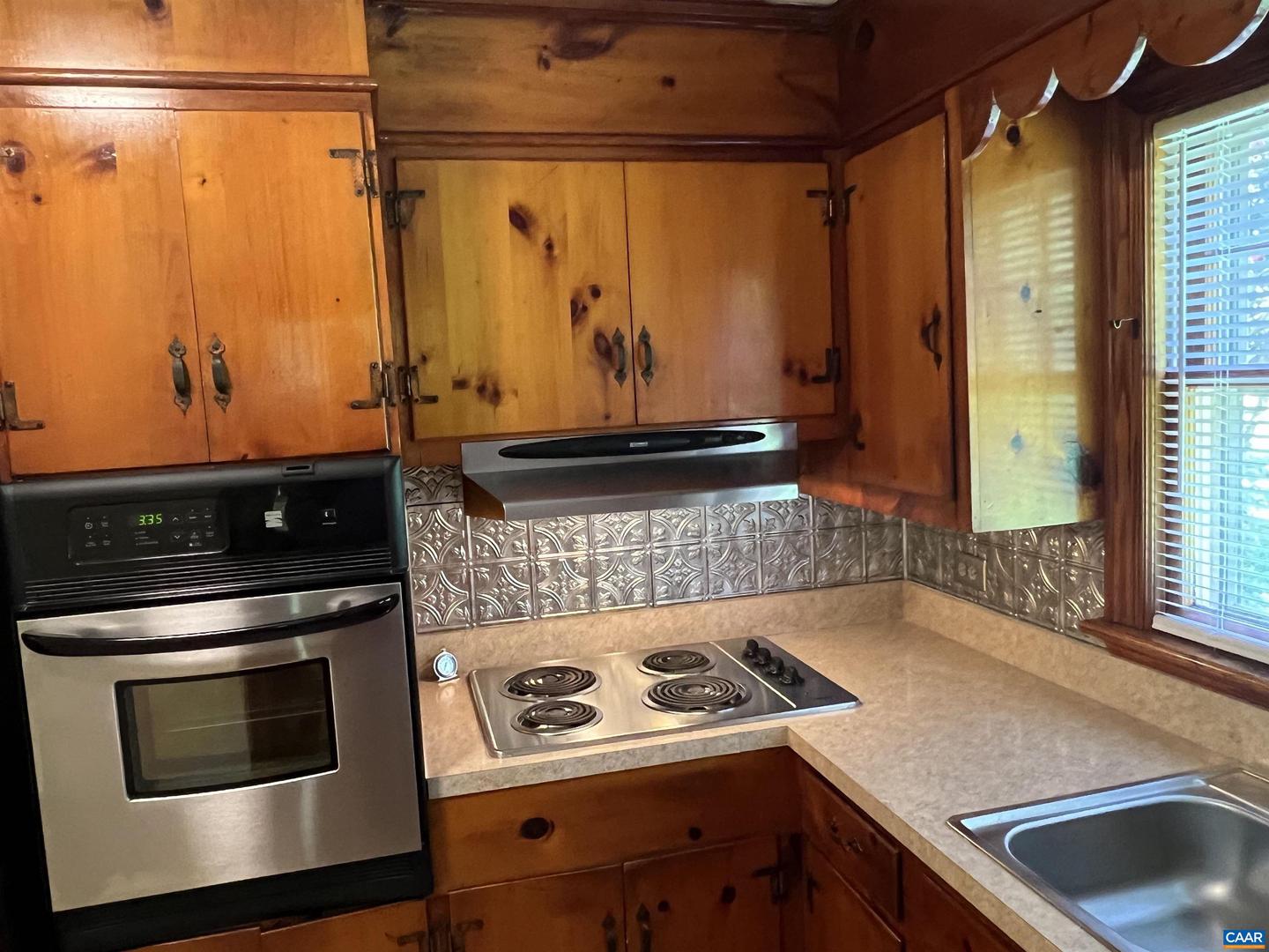 1320 AVON ST, CHARLOTTESVILLE, Virginia 22902, 2 Bedrooms Bedrooms, ,1 BathroomBathrooms,Residential,For sale,1320 AVON ST,672123 MLS # 672123