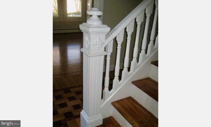 521 S MAIN ST, WOODSTOCK, Virginia 22664, 5 Bedrooms Bedrooms, ,3 BathroomsBathrooms,Residential,For sale,521 S MAIN ST,VASH2013350 MLS # VASH2013350