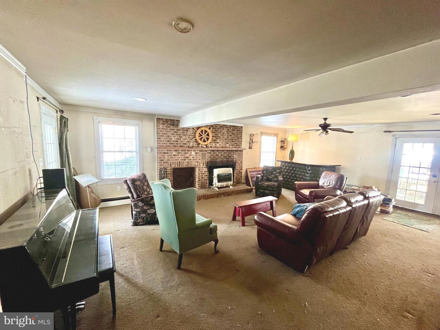 521 S MAIN ST, WOODSTOCK, Virginia 22664, 5 Bedrooms Bedrooms, ,3 BathroomsBathrooms,Residential,For sale,521 S MAIN ST,VASH2013350 MLS # VASH2013350