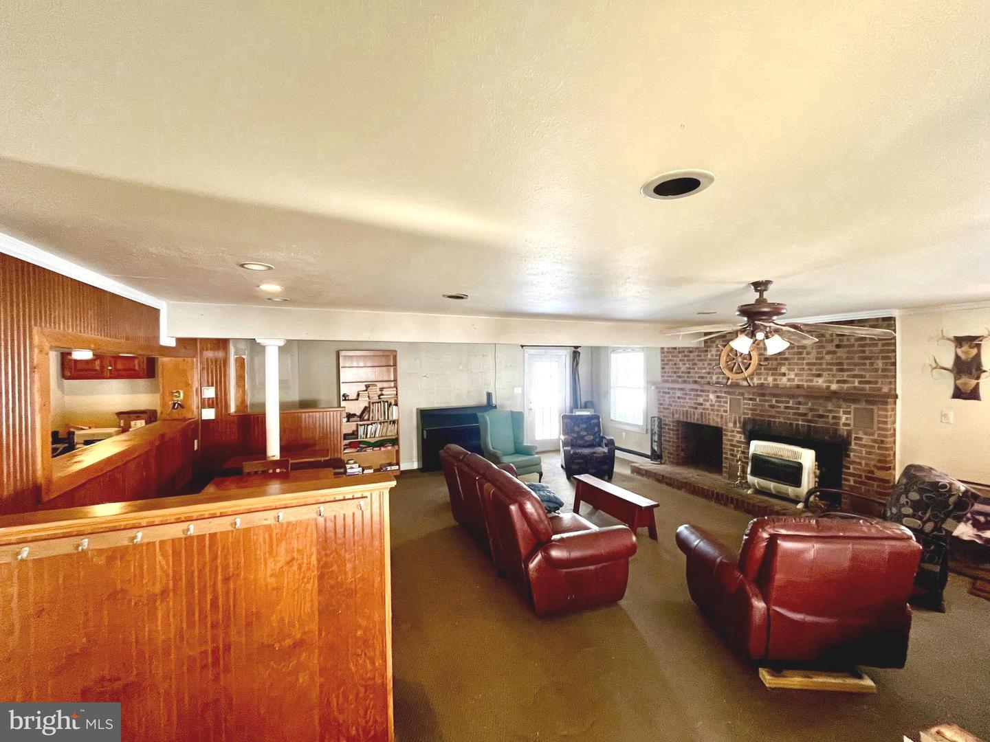 521 S MAIN ST, WOODSTOCK, Virginia 22664, 5 Bedrooms Bedrooms, ,3 BathroomsBathrooms,Residential,For sale,521 S MAIN ST,VASH2013350 MLS # VASH2013350