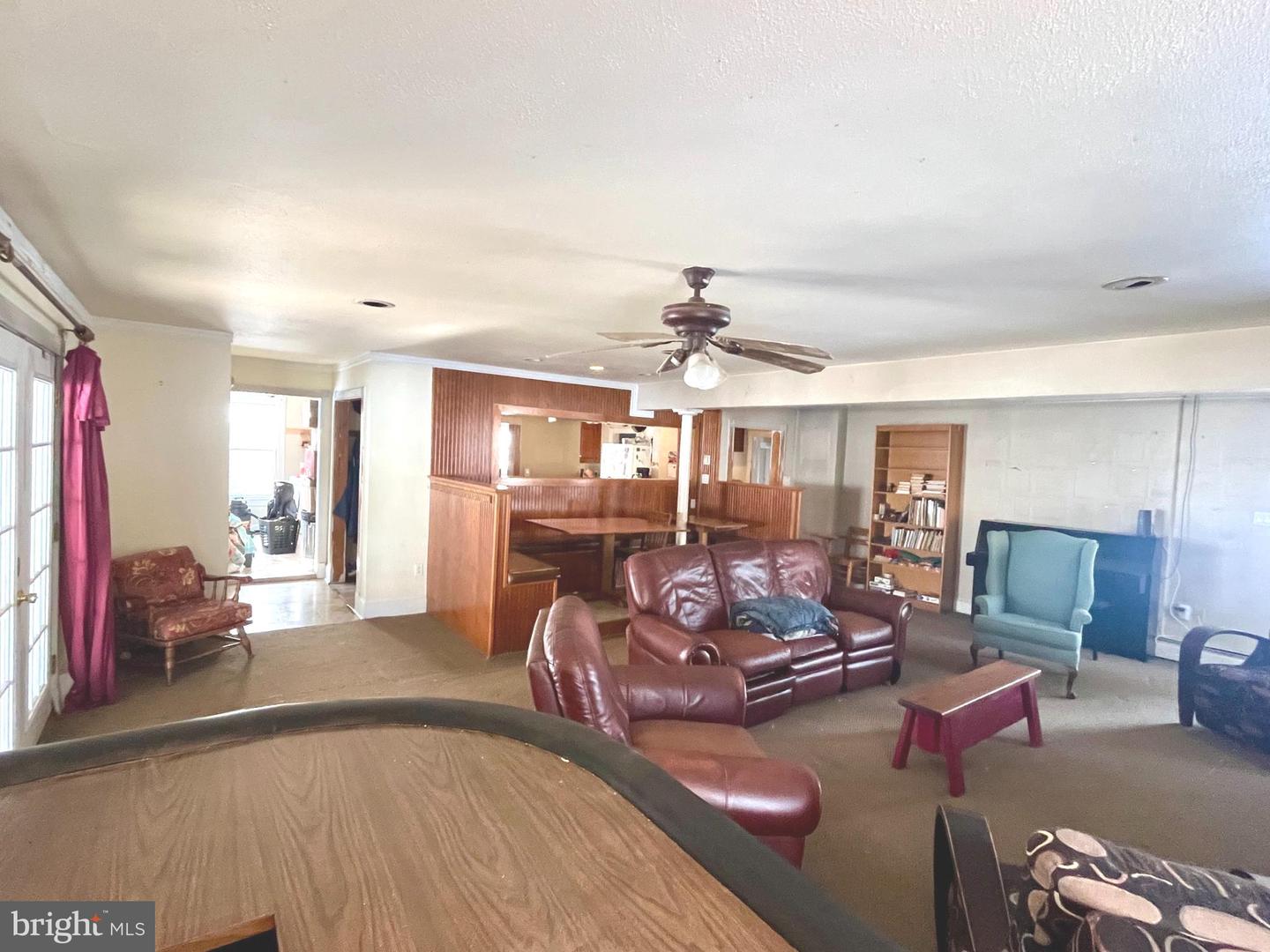 521 S MAIN ST, WOODSTOCK, Virginia 22664, 5 Bedrooms Bedrooms, ,3 BathroomsBathrooms,Residential,For sale,521 S MAIN ST,VASH2013350 MLS # VASH2013350