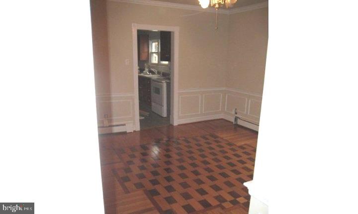 521 S MAIN ST, WOODSTOCK, Virginia 22664, 5 Bedrooms Bedrooms, ,3 BathroomsBathrooms,Residential,For sale,521 S MAIN ST,VASH2013350 MLS # VASH2013350