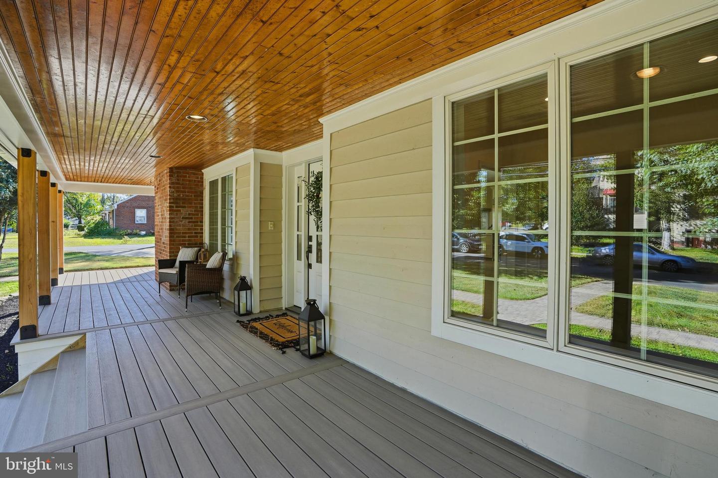 300 LEWIS ST NW, VIENNA, Virginia 22180, 5 Bedrooms Bedrooms, ,3 BathroomsBathrooms,Residential,For sale,300 LEWIS ST NW,VAFX2287636 MLS # VAFX2287636