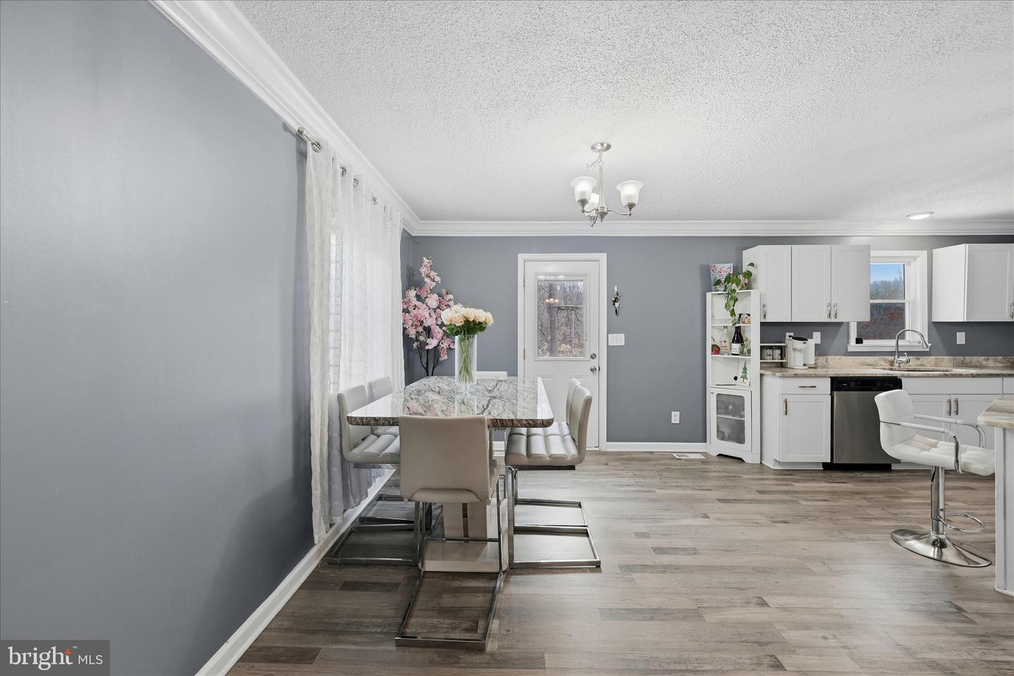 911 WALNUT DR, FREDERICKSBURG, Virginia 22405, 3 Bedrooms Bedrooms, ,2 BathroomsBathrooms,Residential,For sale,911 WALNUT DR,VAST2045518 MLS # VAST2045518